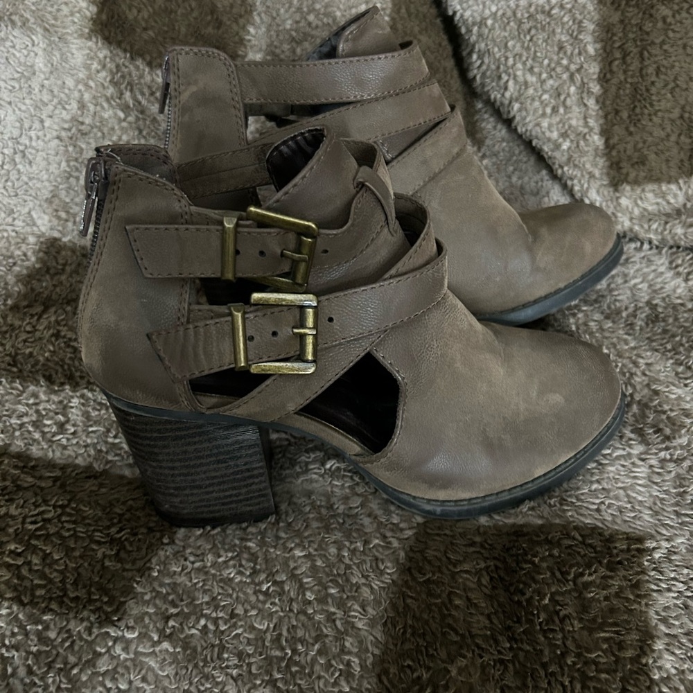 Stylish Soda Brown Ankle Boots for Women